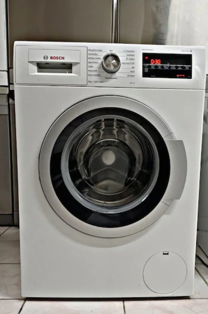 Temiz bosch 9 kilo 1200 devir çamaşır makinesi