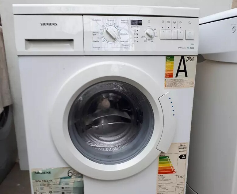 SIEMENS 6 KG A SINIFI CAMASIR MAKINASI 1000 DEVIR 1